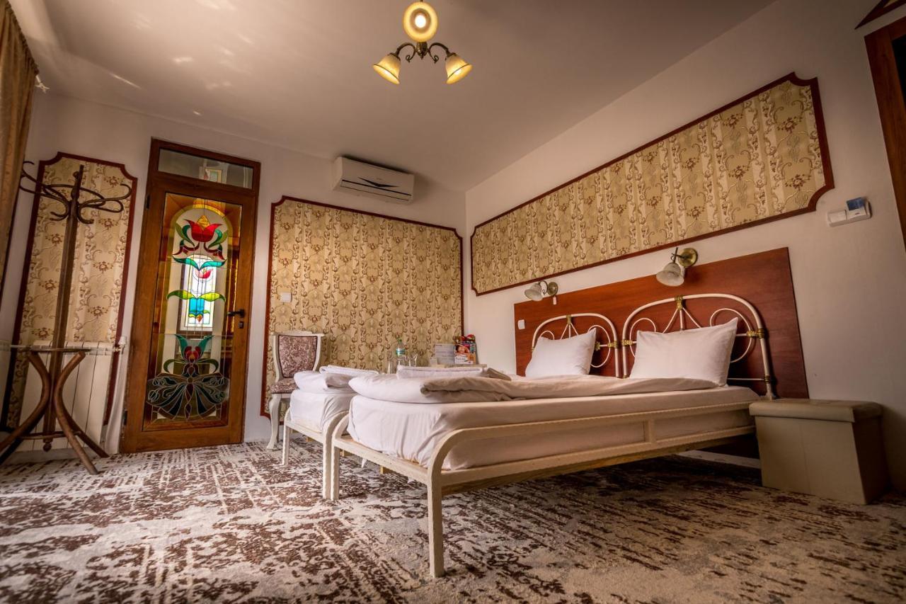 Tihiat Kut Complex Hotel Kyustendil Ngoại thất bức ảnh