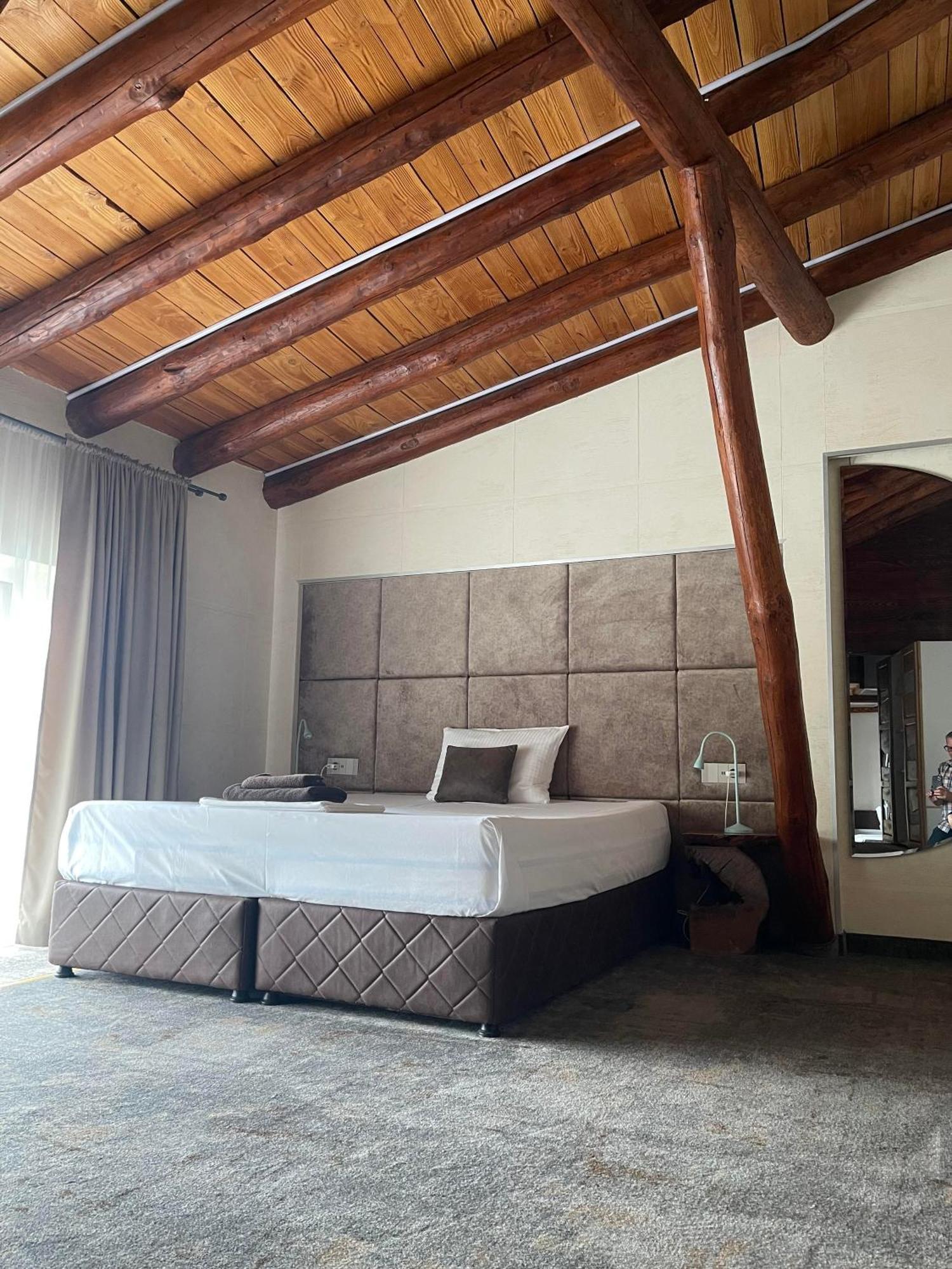 Tihiat Kut Complex Hotel Kyustendil Ngoại thất bức ảnh