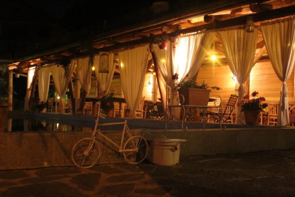 Tihiat Kut Complex Hotel Kyustendil Ngoại thất bức ảnh