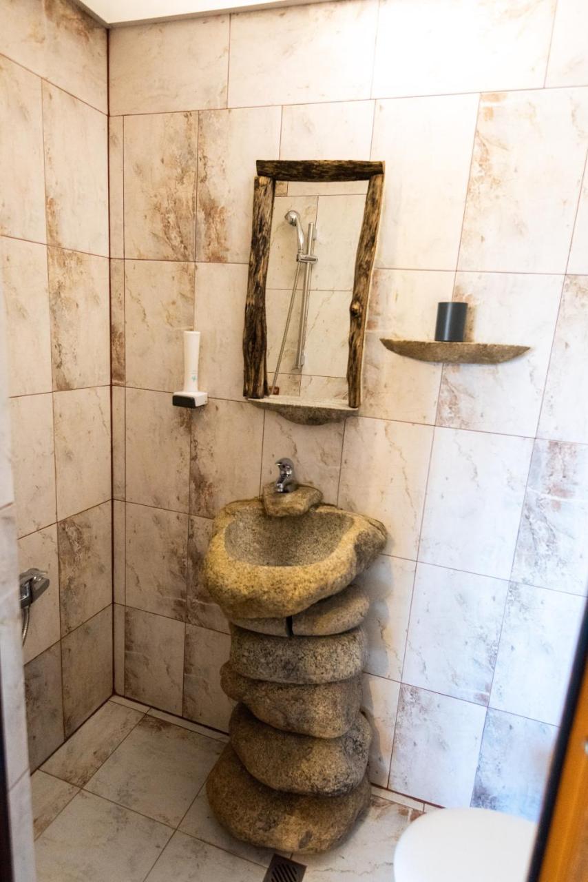 Tihiat Kut Complex Hotel Kyustendil Ngoại thất bức ảnh